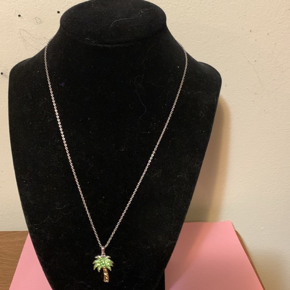 Cute palm Tree sparkly necklace - Picture 4 of 5